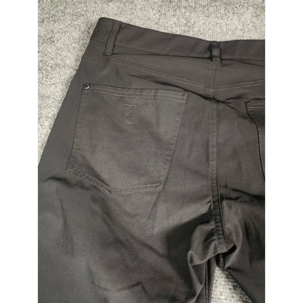 Vuori Meta Pants Mens 30 Charcoal Black V430 Technical Performance Chino 30x32